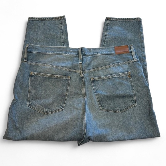 Madewell Womens 35‎ Mom Jean High Rise Straight Leg Light Wash Distressed - Picture 2 of 7